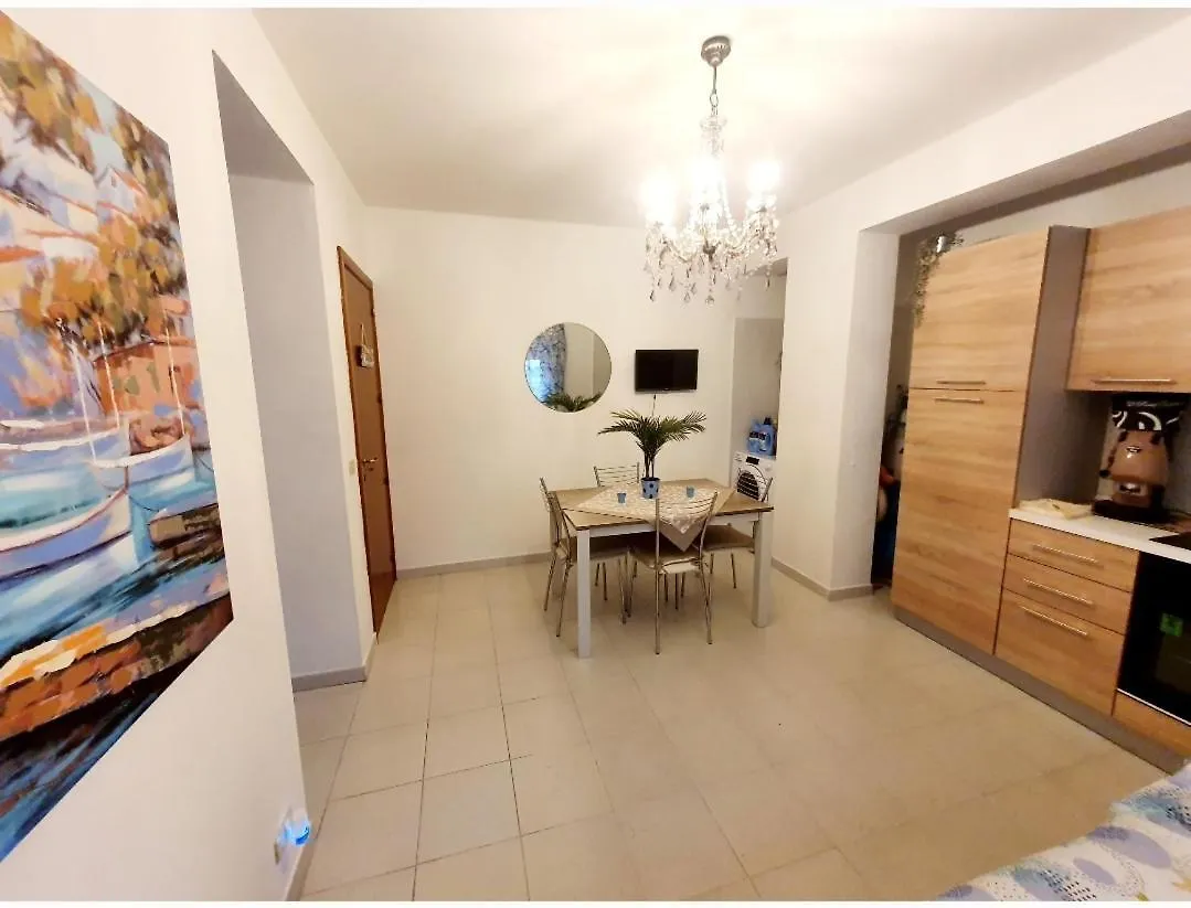 Al Faro Da Rossana Apartment Capo d'Orlando Italy